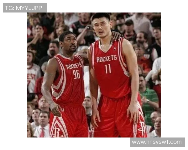 姚明肘伤对职业生涯的影响及其康复历程的深度分析