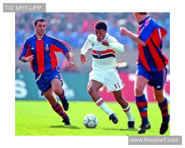 足球场上的失误之王最差后卫明星的悲惨故事与教训 足球场上的失误之王最差后卫明星的悲惨故事与教训