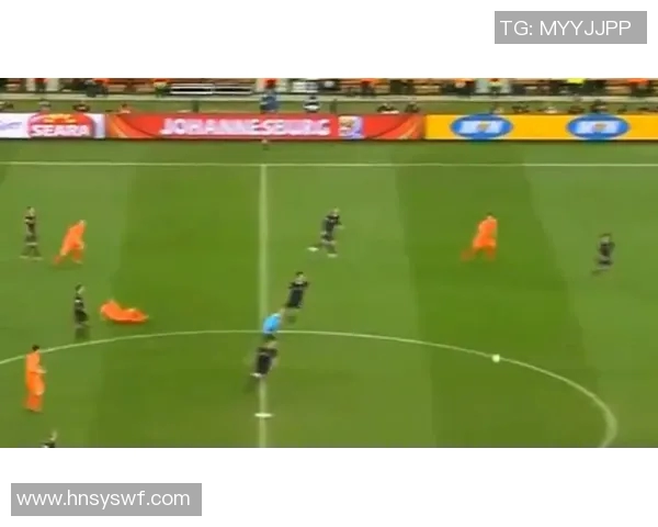 足球传奇的谢幕时刻那些明星球员的告别与回忆 足球传奇的谢幕时刻那些明星球员的告别与回忆